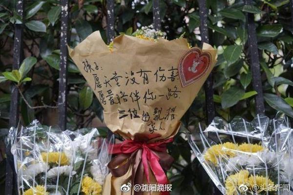 欧文：头天还在跟哈登约定总冠军 第二天他就申请交易了 但我理解